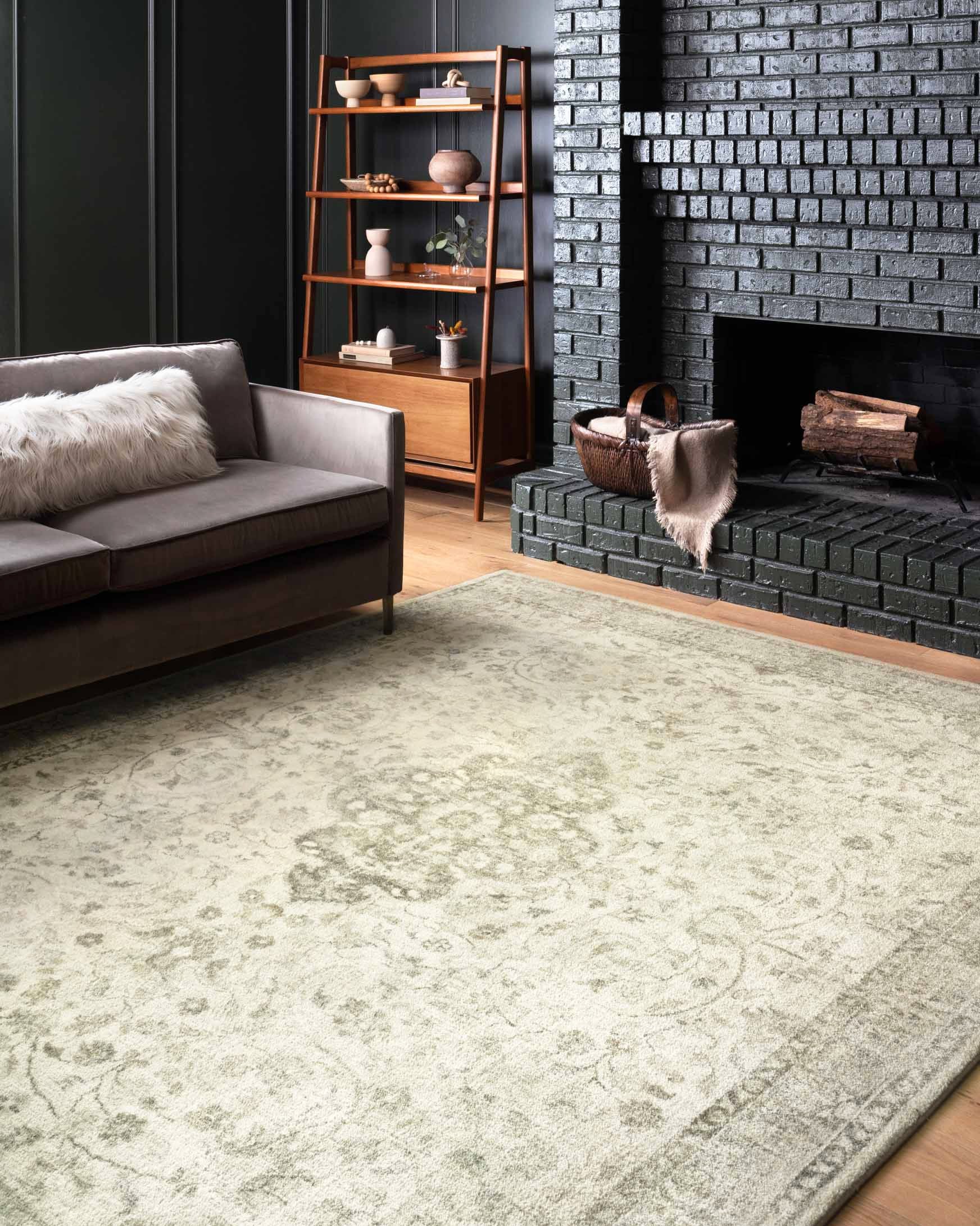Loloi II Rosette Collection - Traditional Power Loomed Rug in Ivory & Silver (ROS-02)