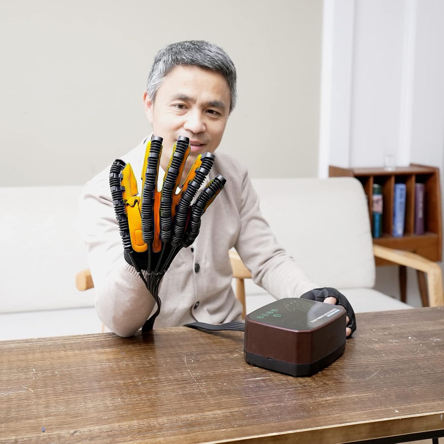 Upgrade Rehabilitation Robot Gloves Stroke Hemiplegia Hand Finger Training Promote Blood Circulation Resolve Stiff Hands(Size:L Code,Color:Right Hand)