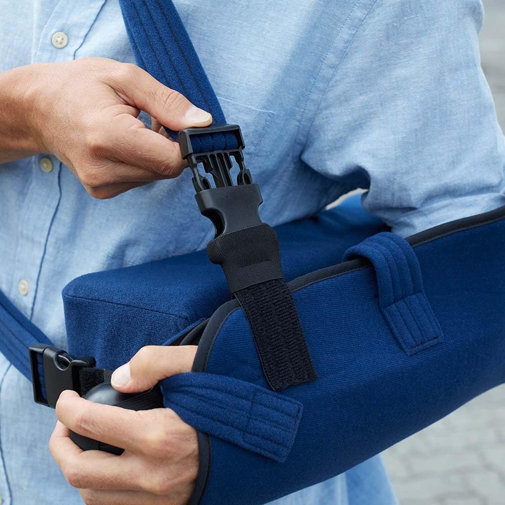 Actimove Professional Shoulder Abduction Sling | Shoulder Immobilizer Medical Arm Sling Shoulder Immobilizer for Broken, Dislocated, Fracture or Strain Injury Support, Right & Left Arm | Blue, Medium