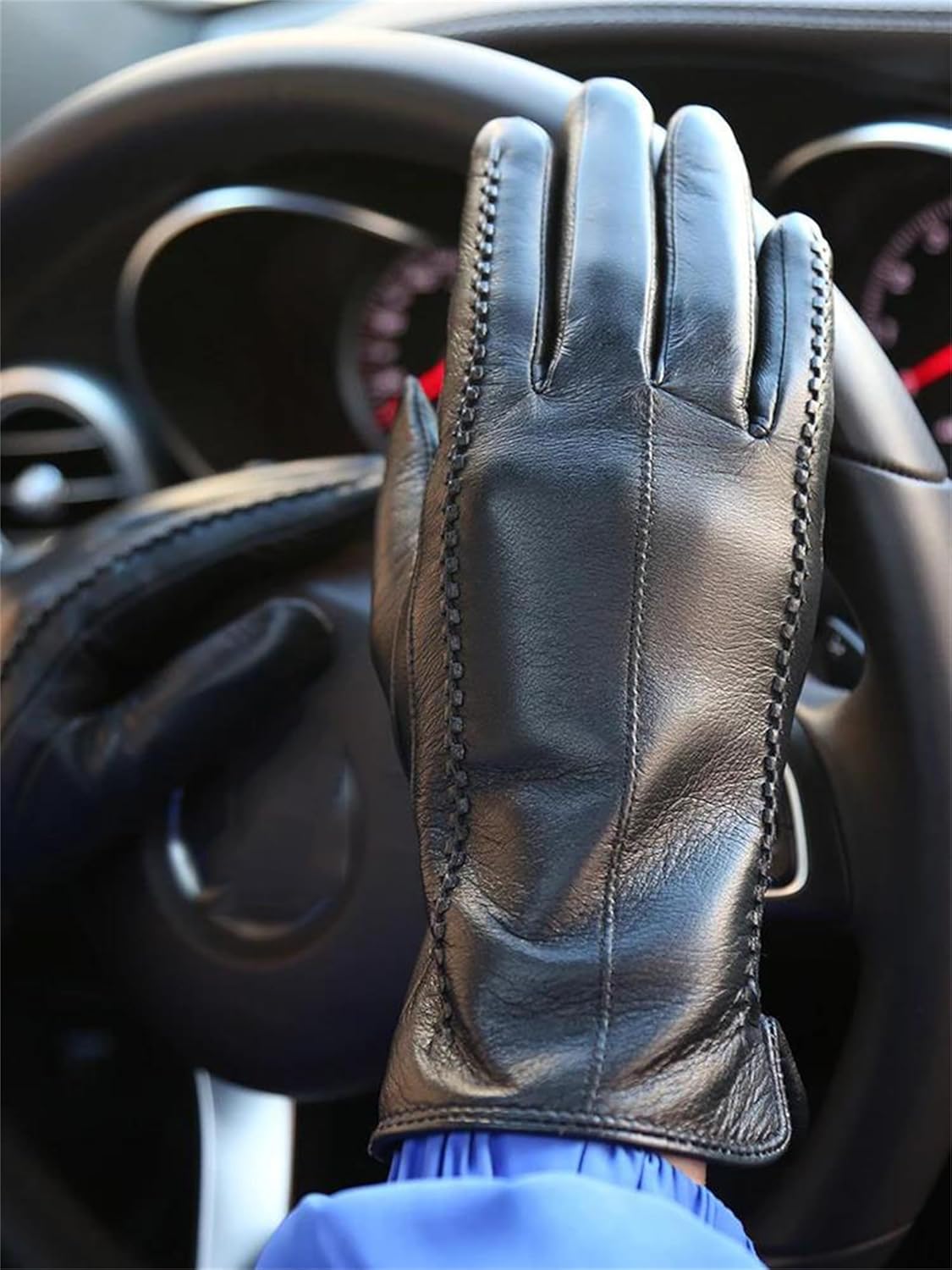 Women's Driving Gloves Classic Lightweight Design With Touchscreen Capability And A Decorative Threaded Detail