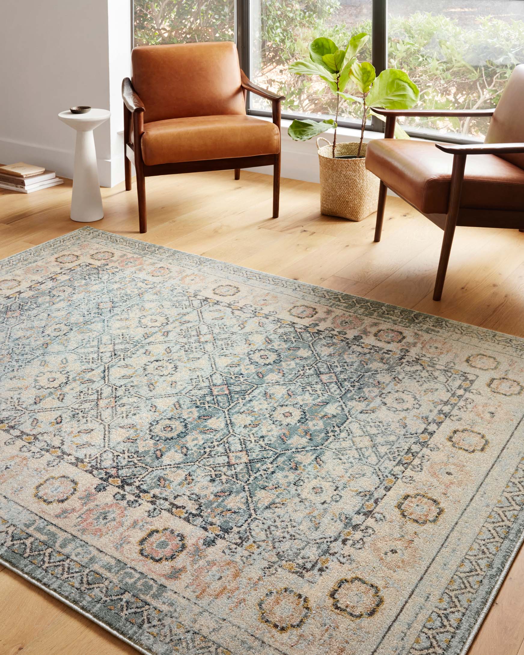 Loloi II Jocelyn Collection - Transitional Power Loomed Rug in Sky (JOC-04)