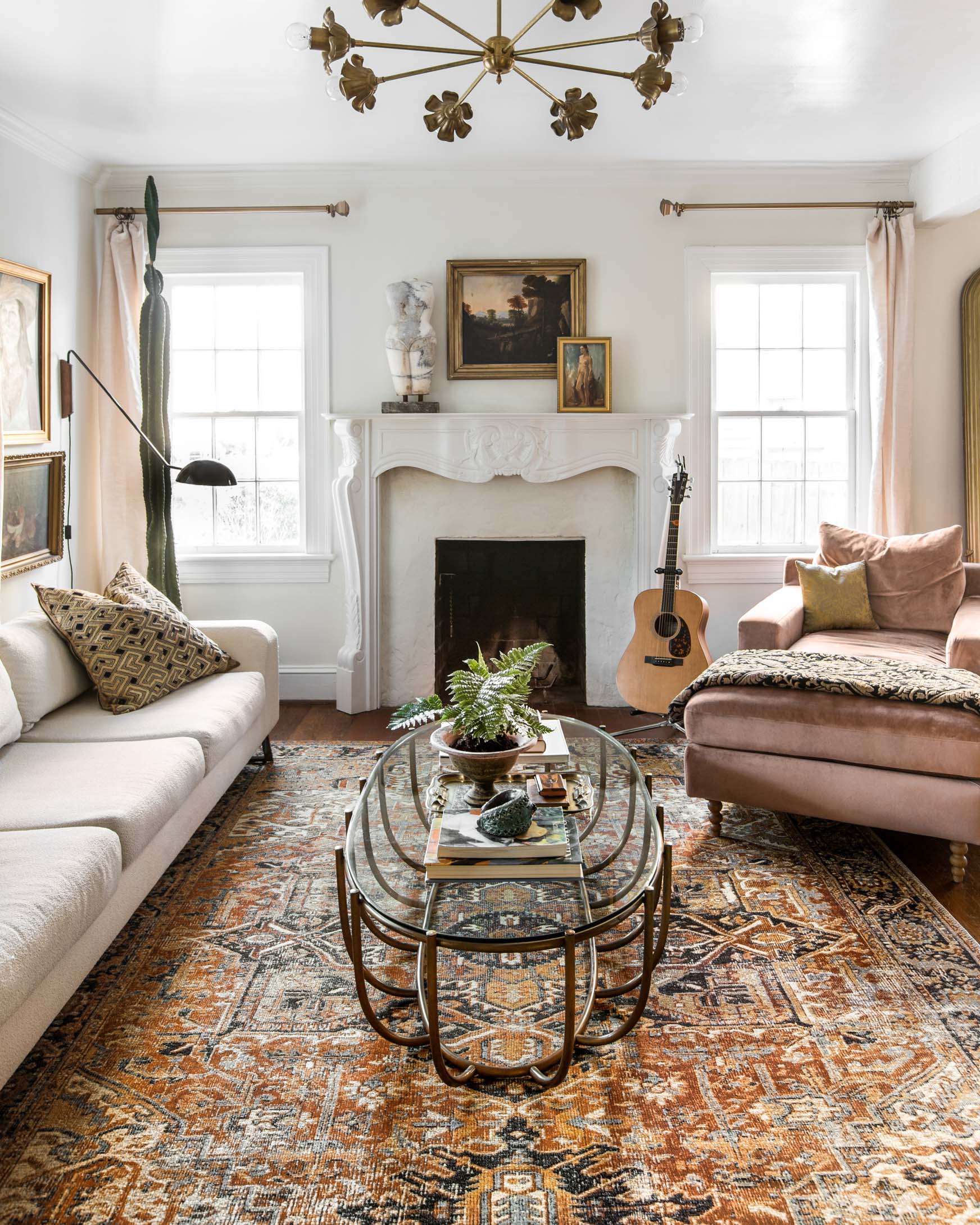 Loloi Sebastian Collection - Traditional Power Loomed Rug in Red & Navy (SEB-03)