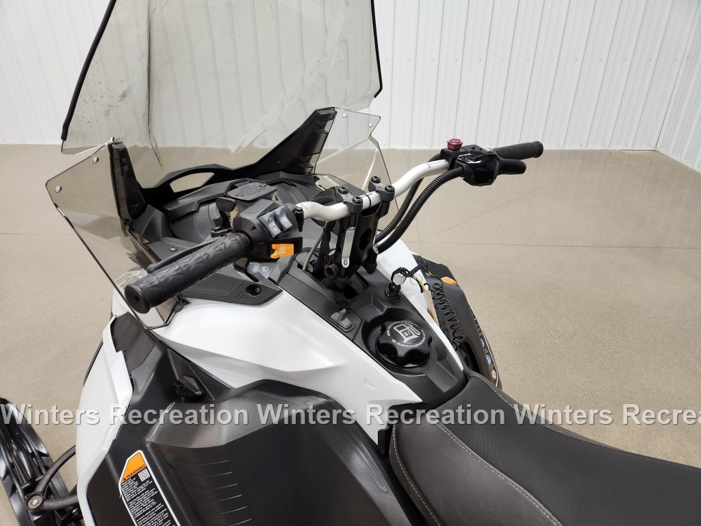 2021 Ski-Doo Grand Touring Sport 600 ACE Snowmobile, White & Black