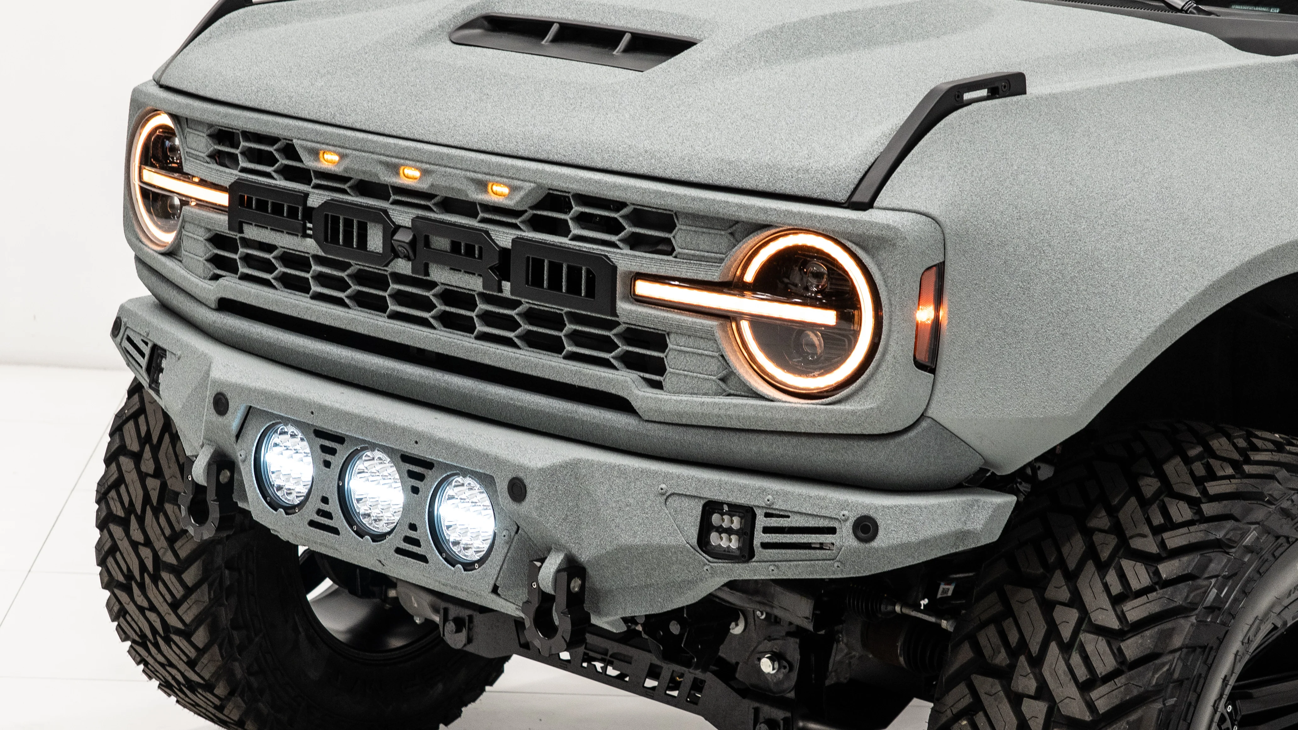 Ford Bronco Baja Front Bumper w/ Lights 2021-2026