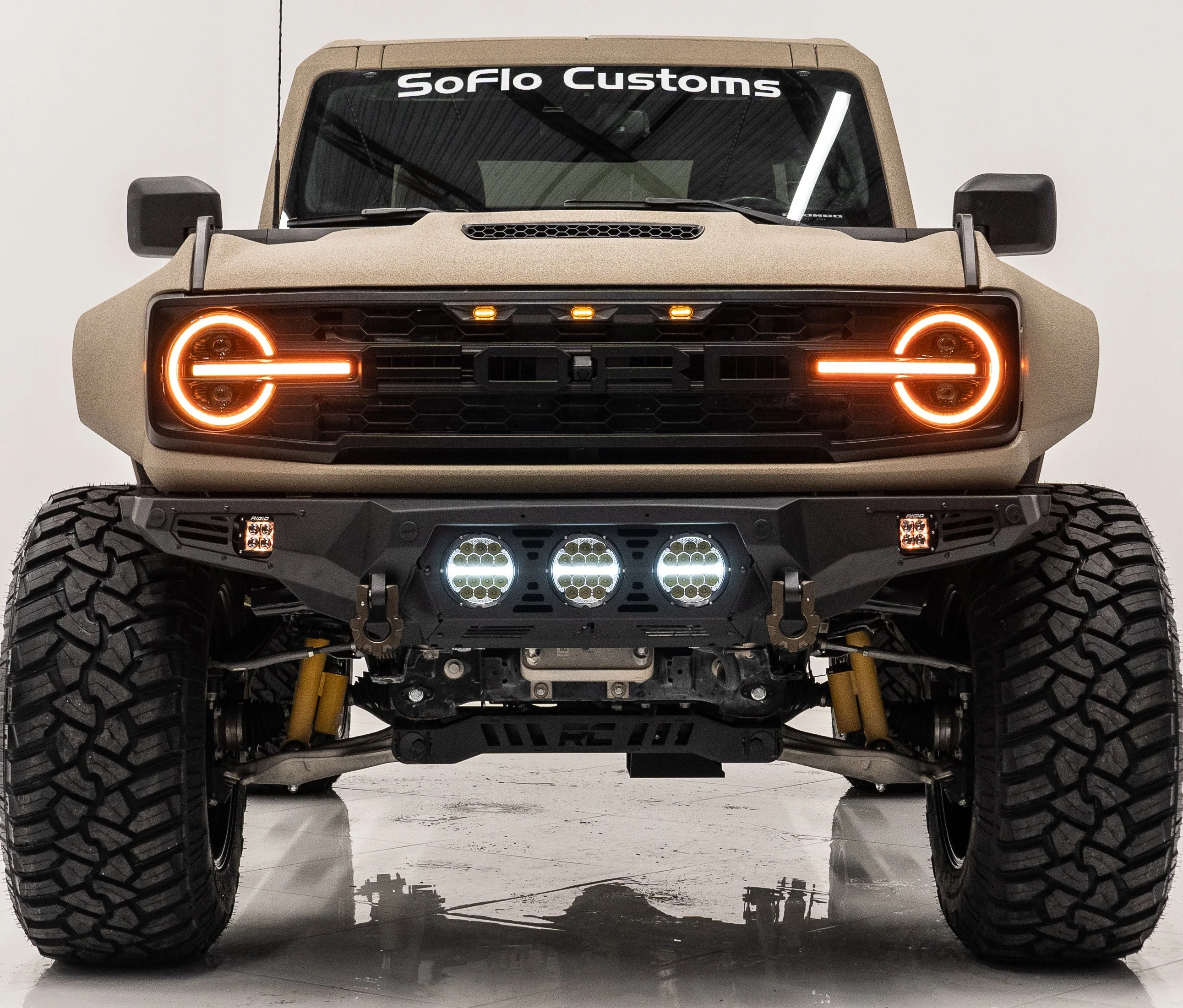 Ford Bronco Baja Front Bumper w/ Lights 2021-2026