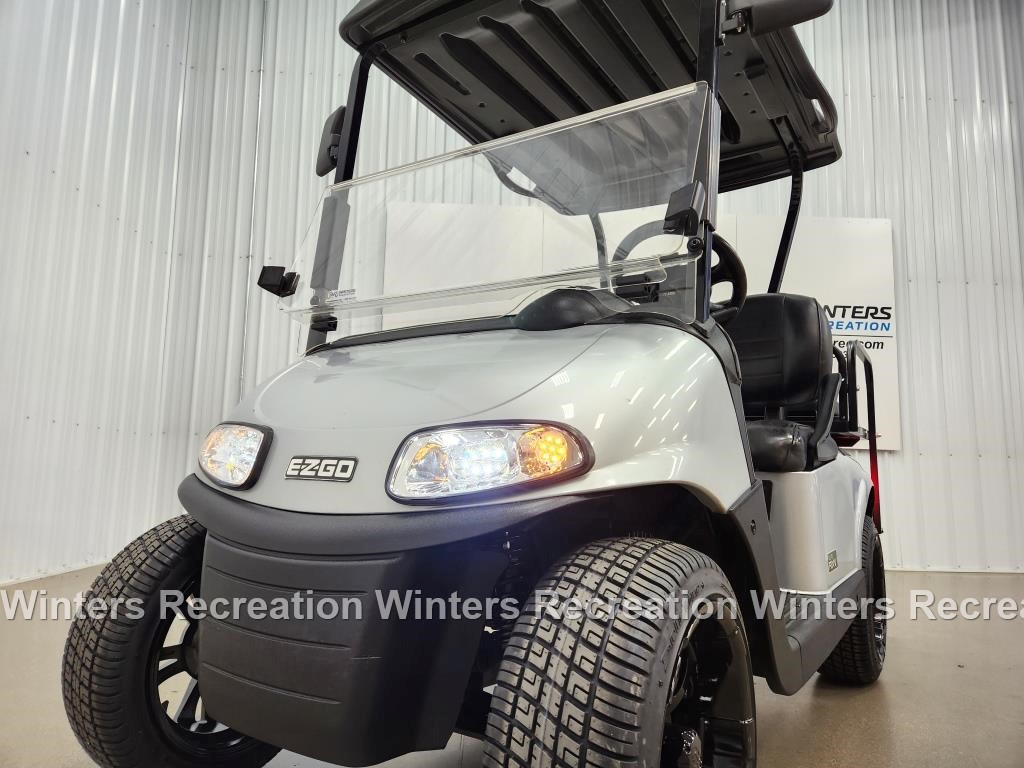 2021 E-Z-GO RXV Lithium Ion STREET READY Golf Cart, Silver