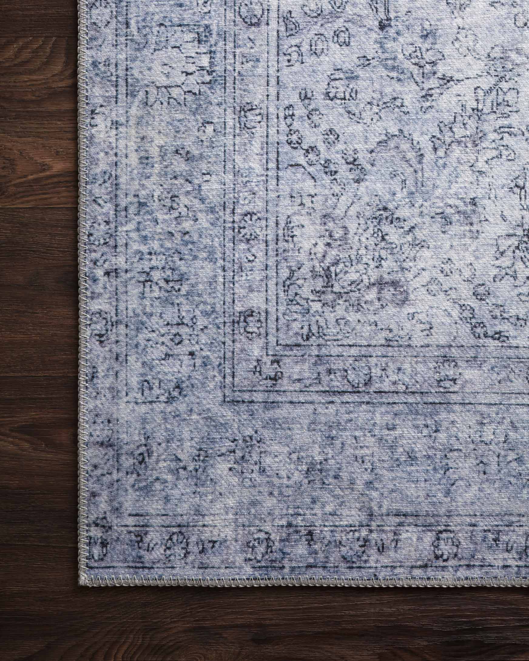 Loloi II Loren Collection - Traditional Power Loomed Rug in Slate (LQ-09)