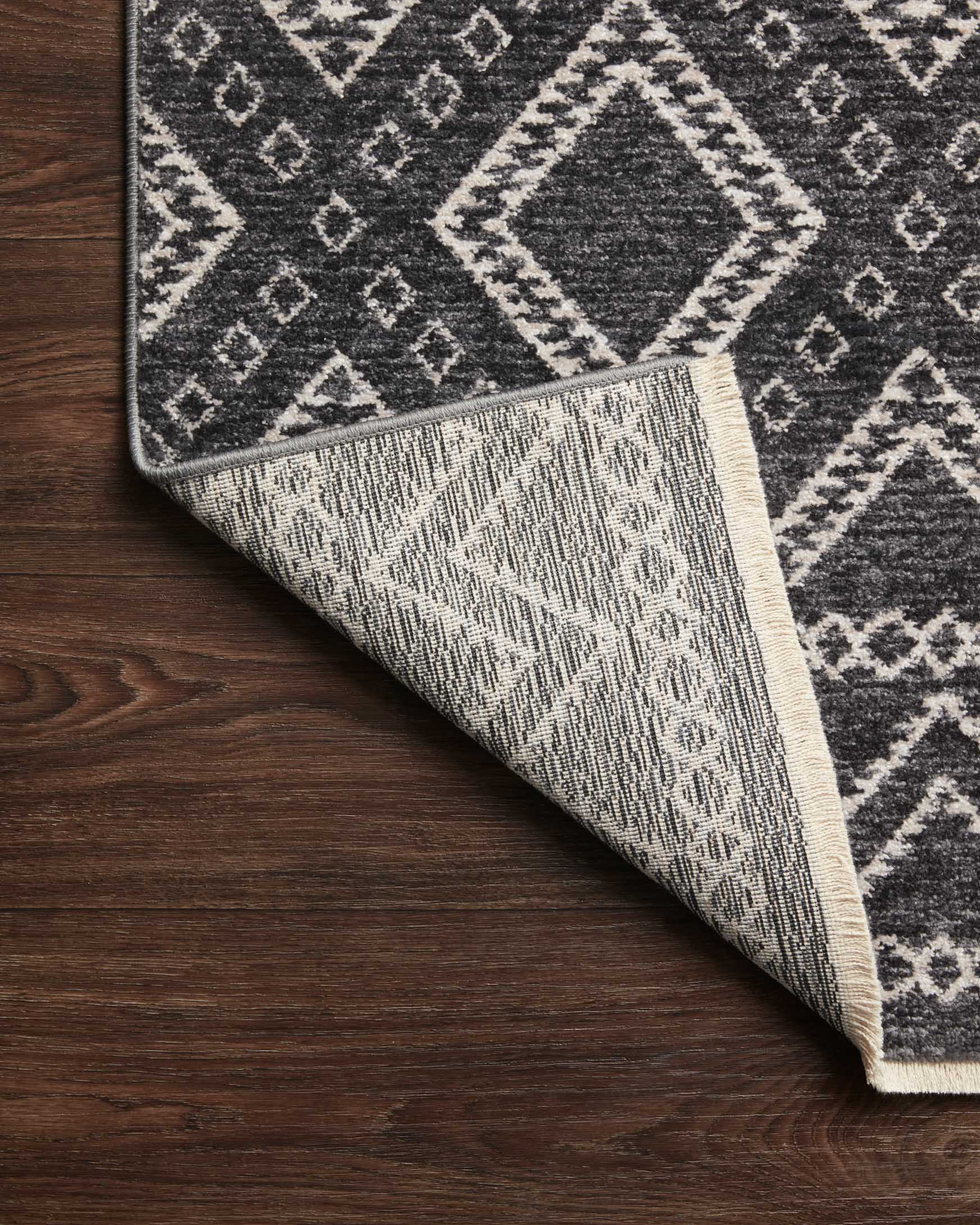 Loloi II Vance Collection - Traditional Power Loomed Rug in Charcoal & Dove (VAN-05)