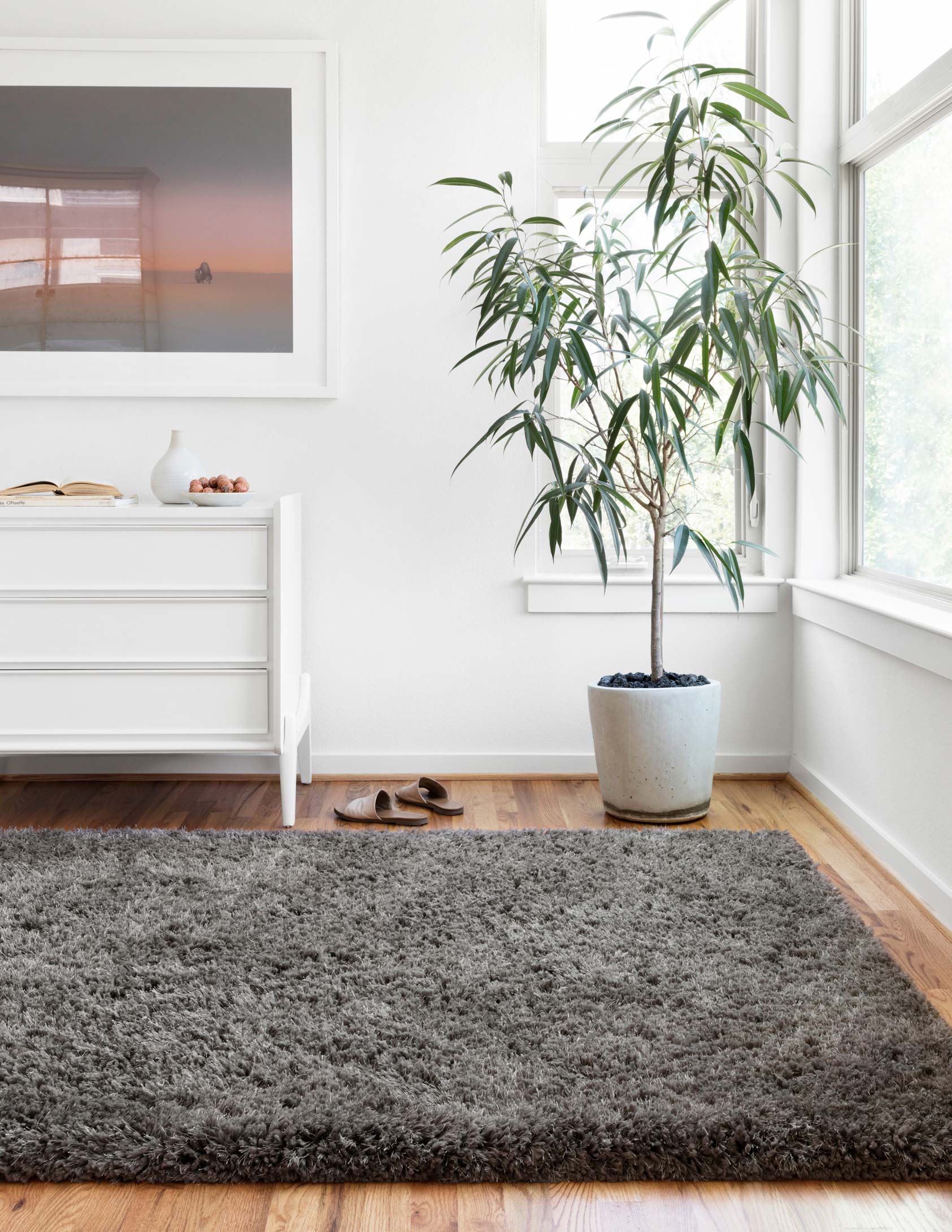 Loloi II Mila Shag Collection - Shags Hand Tufted Rug in Charcoal (MIL-01)