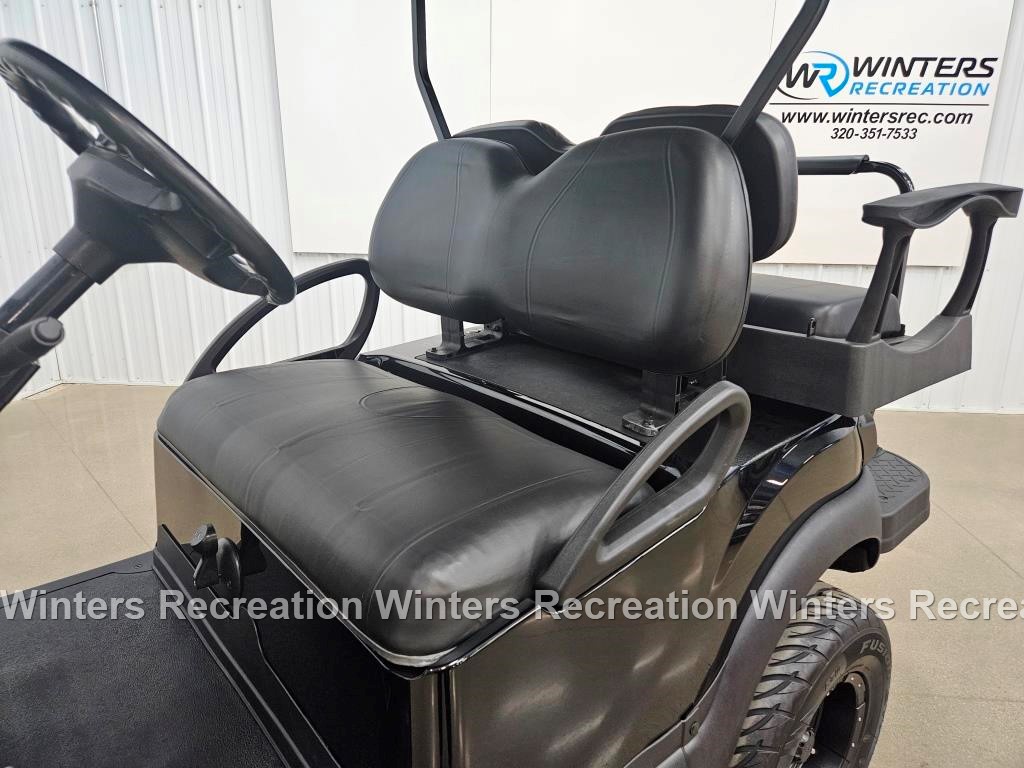 2020 Club Car Tempo Gas EFI DELUXE STREET READY Golf Cart, Black