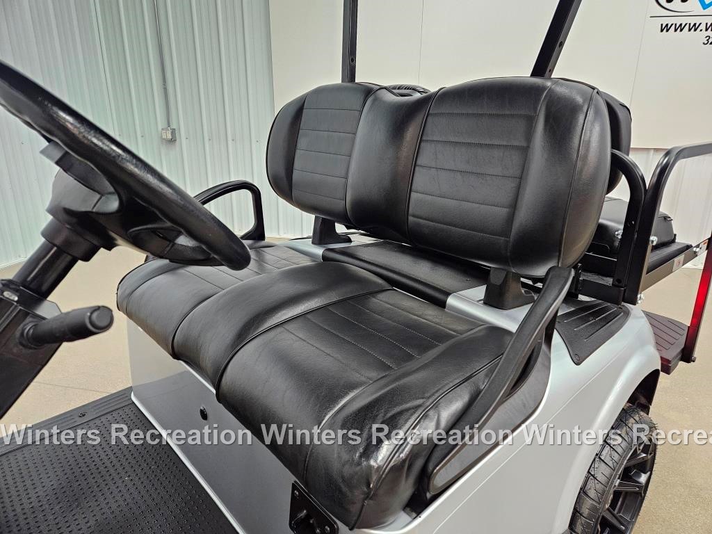 2020 E-Z-GO RXV Lithium Ion STREET READY Golf Cart, Silver