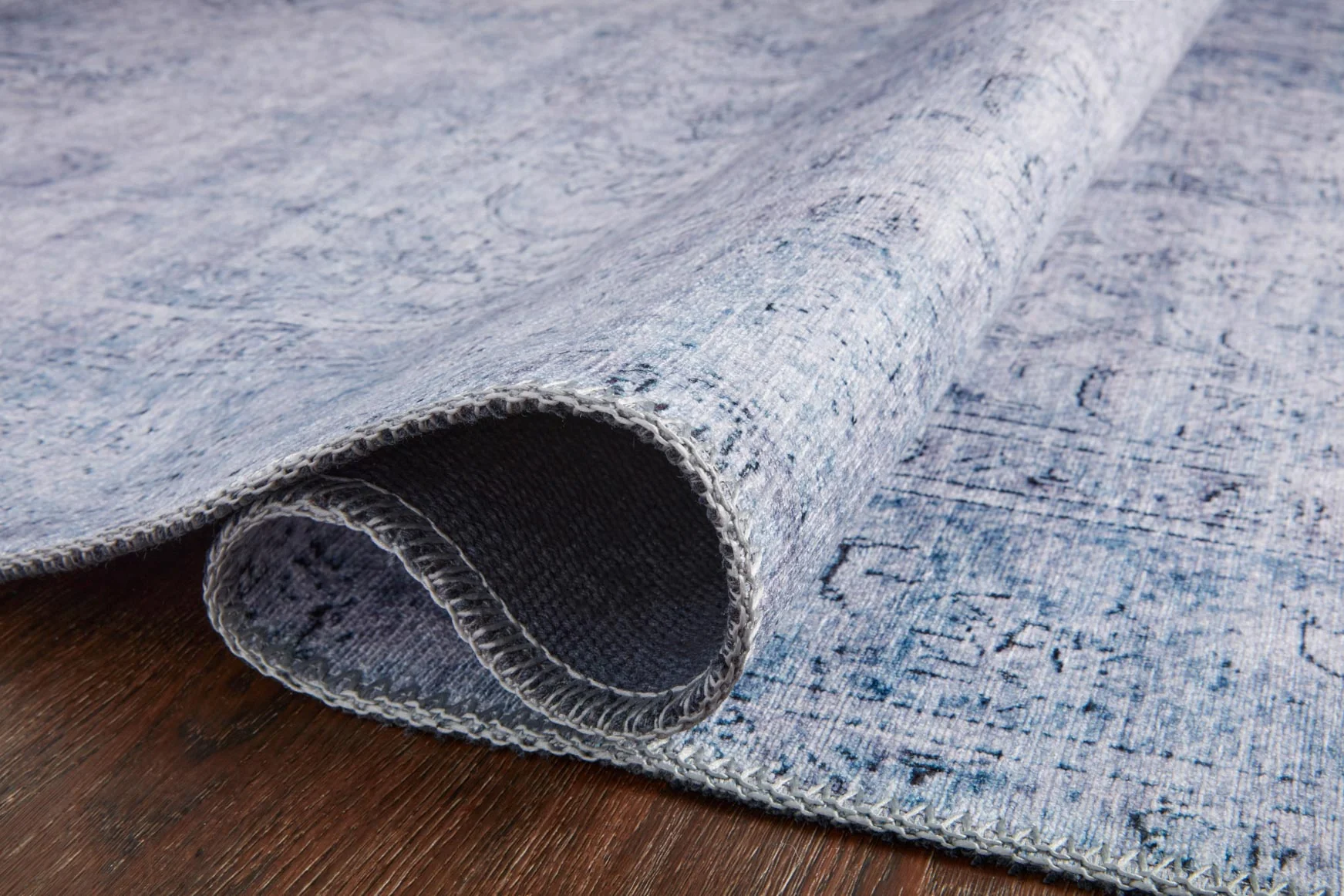 Loloi II Loren Collection - Traditional Power Loomed Rug in Slate (LQ-09)