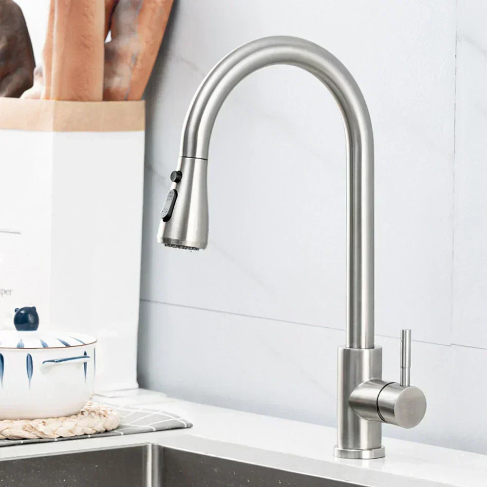 High-Arc Kitchen Faucet With Pull-Out Sprayer For Flexible Cleaning