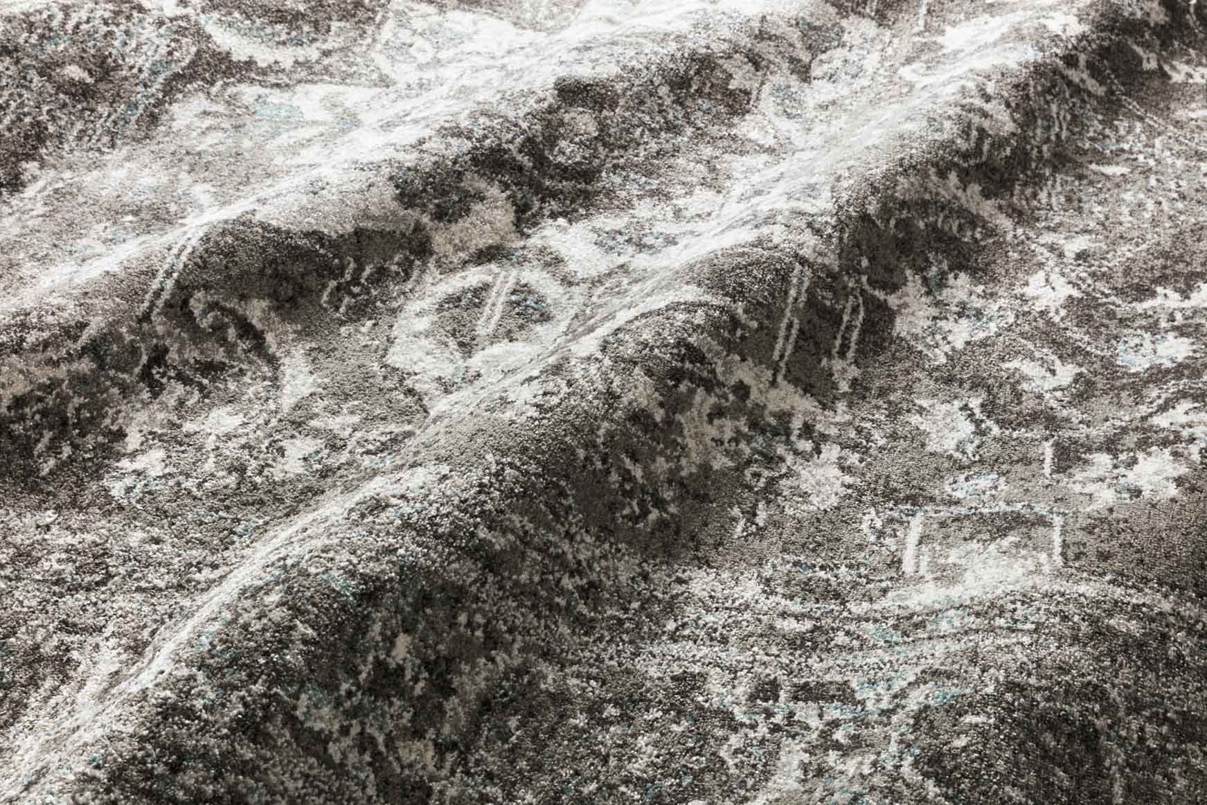 Loloi Joaquin Collection - Traditional Power Loomed Rug in Charcoal & Ivory (JOA-01)