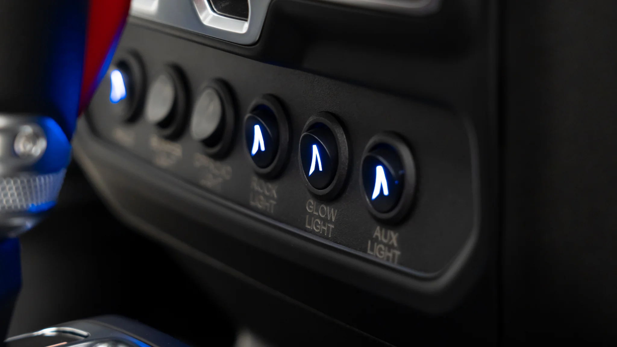 JEEP WRANGLER AUX SWITCH PANEL RELAY BOX JL 2018-2026