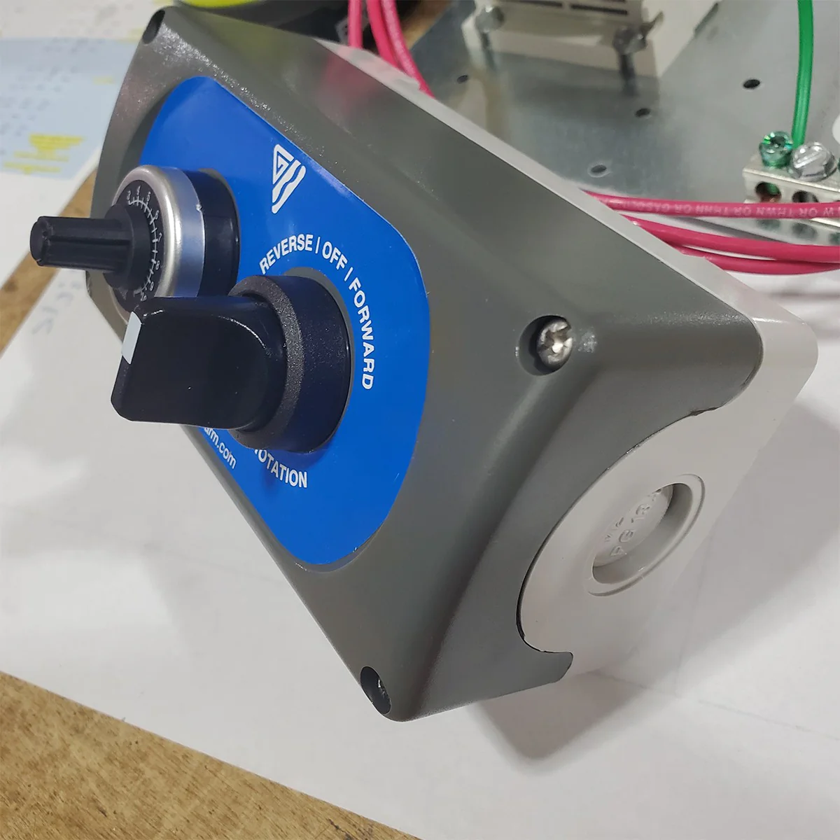 Canarm Single Yoke Control for Direct Drive Fans