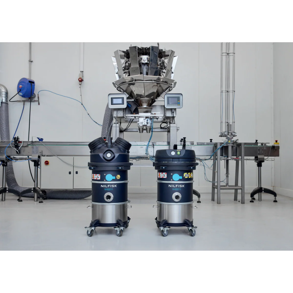 Nilfisk VHS011N1 LC ACD Mini Industrial Dust Vacuum