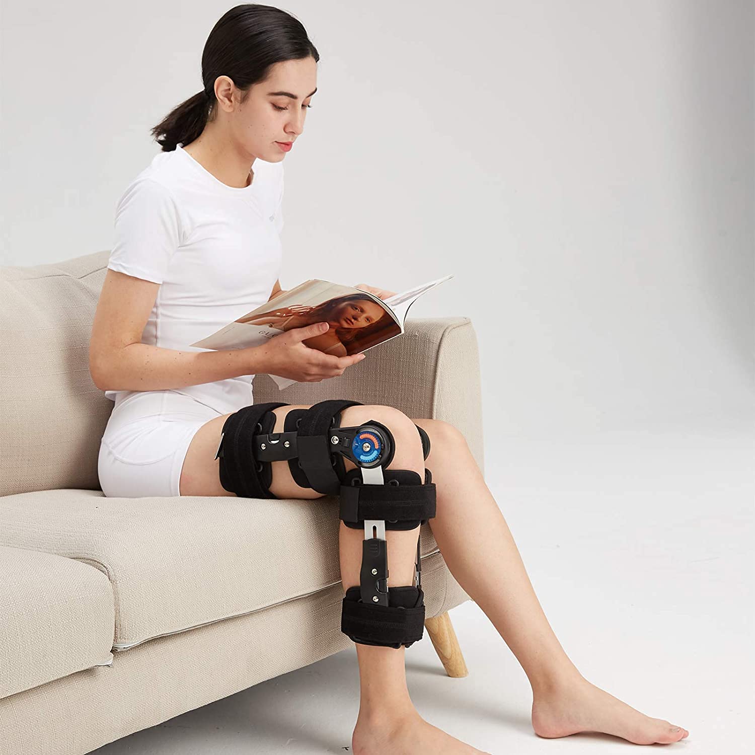 Hinged Knee Brace Knee Immobilizer Brace Leg Braces Orthopedic Support Orthosis,Adjustable for Left Leg and Right Leg Black Knee Brace (Black Knee Brace