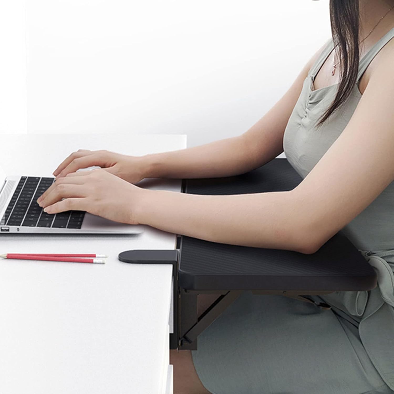 Desk Extender Table Shelf Clamp on Keyboard Tray Under Desk Adjustable Mouse Mount Armrest Shelf Stand Elbow Arm Support/75 * 24Cm,