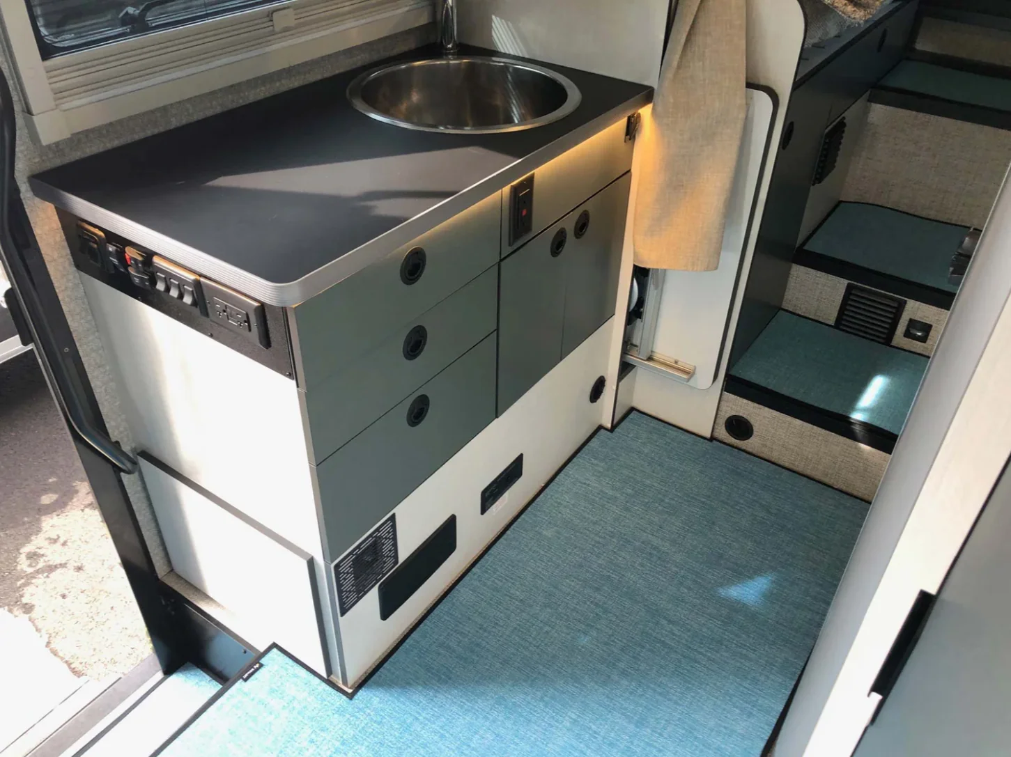 2025-Present Ekko Complete Mat Set (Sprinter Chassis)