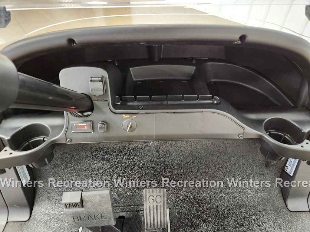 2020 Club Car Tempo Electric STREET READY Golf Cart, Beige