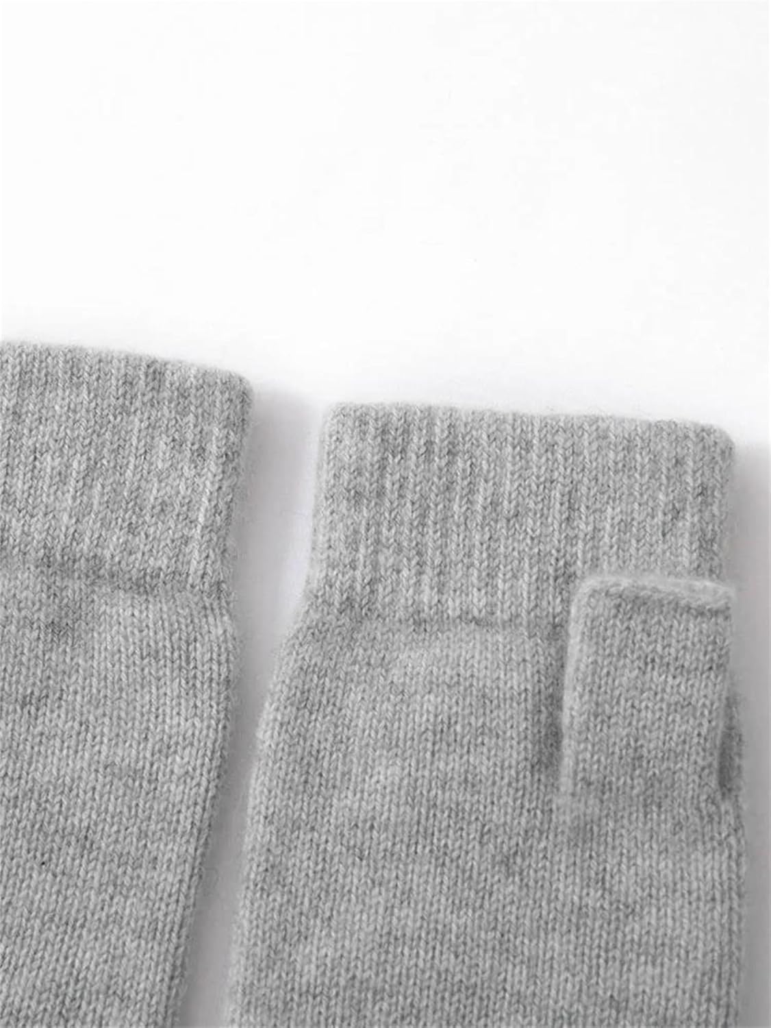 Women's Knitted Mitts Thick Dense Knit Design In A Fingerless Style Providing Excellent Thermal Warmth For Driving