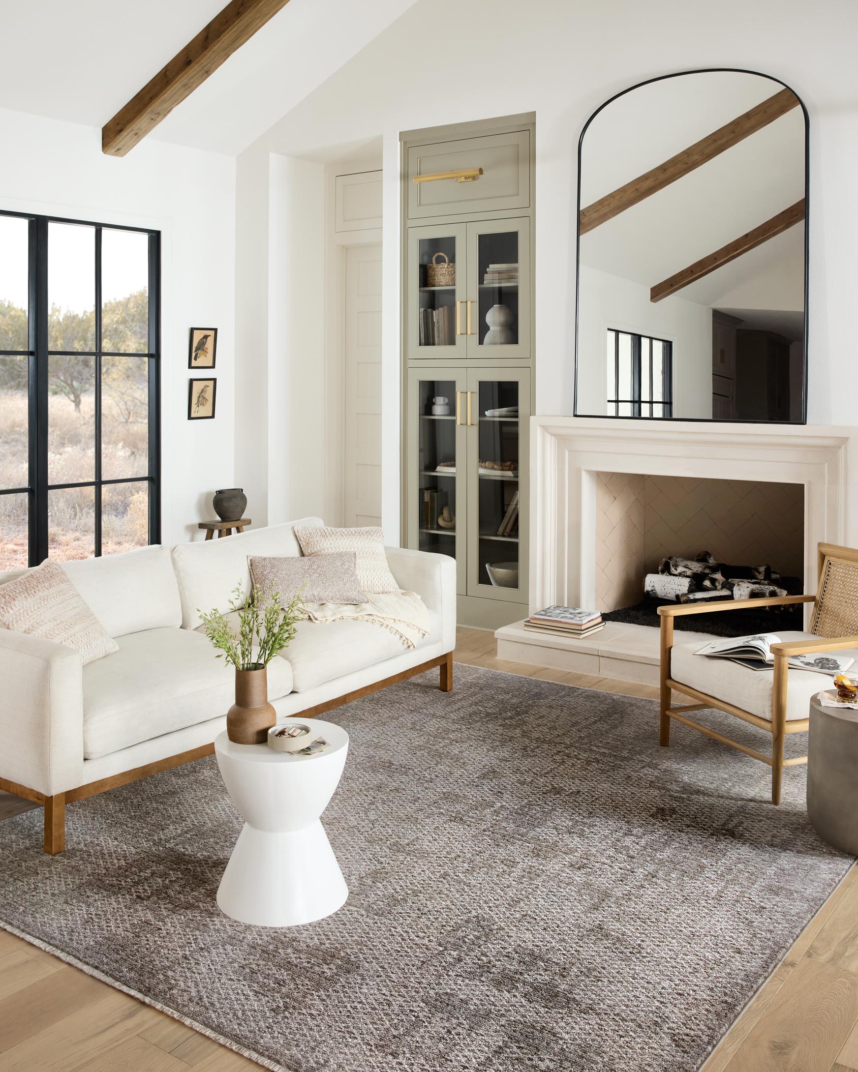 Loloi II Vance Collection - Traditional Power Loomed Rug in Taupe & Dove (VAN-01)