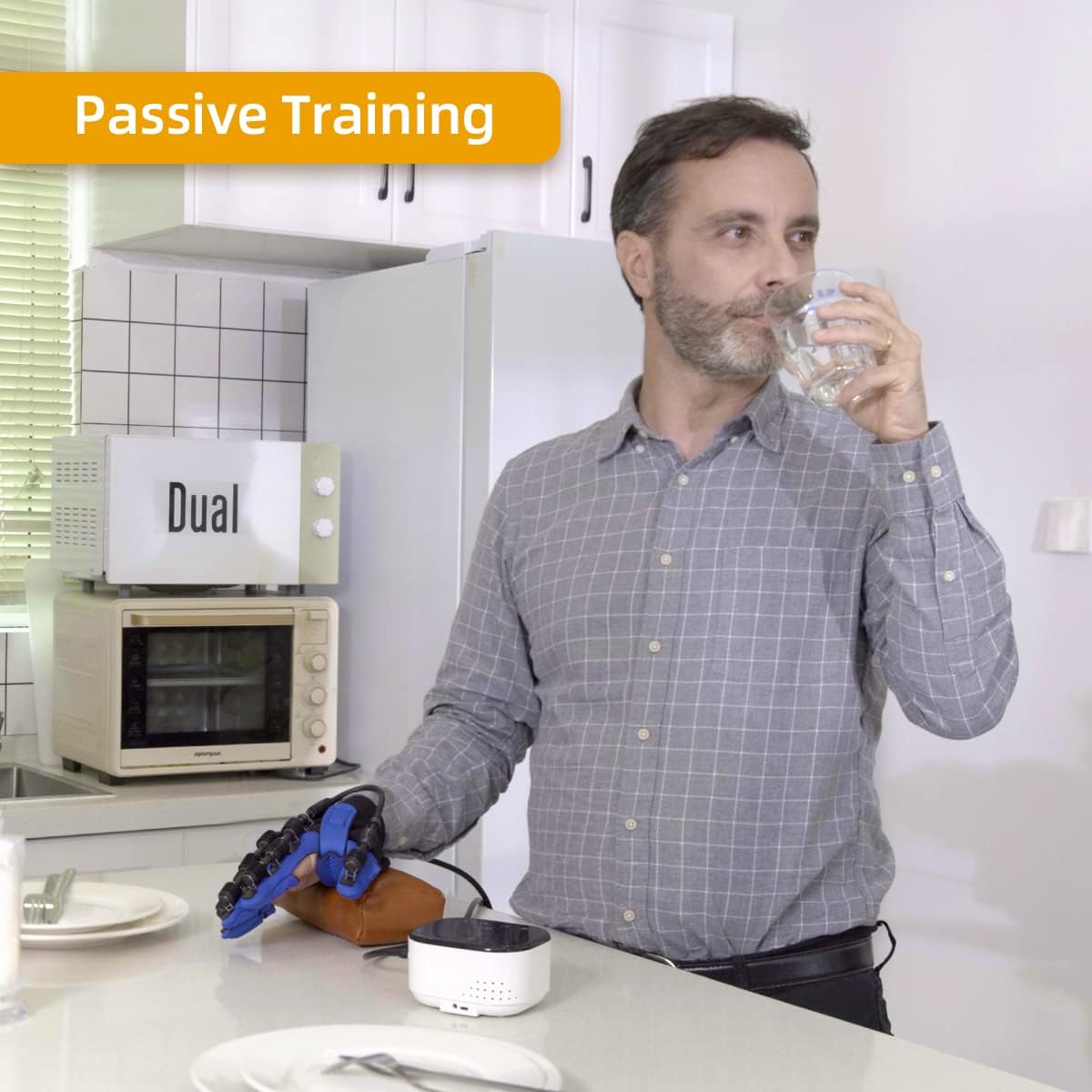 Hand Rehabilitation Robot Gloves, E10 Model Self Training Finger Rehabilitation Device, Hand Stroke Recovery Equipment