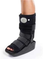 79-95427 Walker Ankle Brace MaxTrax NYL/Fm Blk Large Adult Low Profile Part# 79-95427 by Djo, Inc Qty of 1 Unit