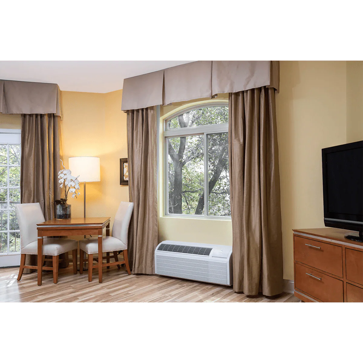 Friedrich 9,600 BTU ZoneAire Select PTAC w/ Heat Pump