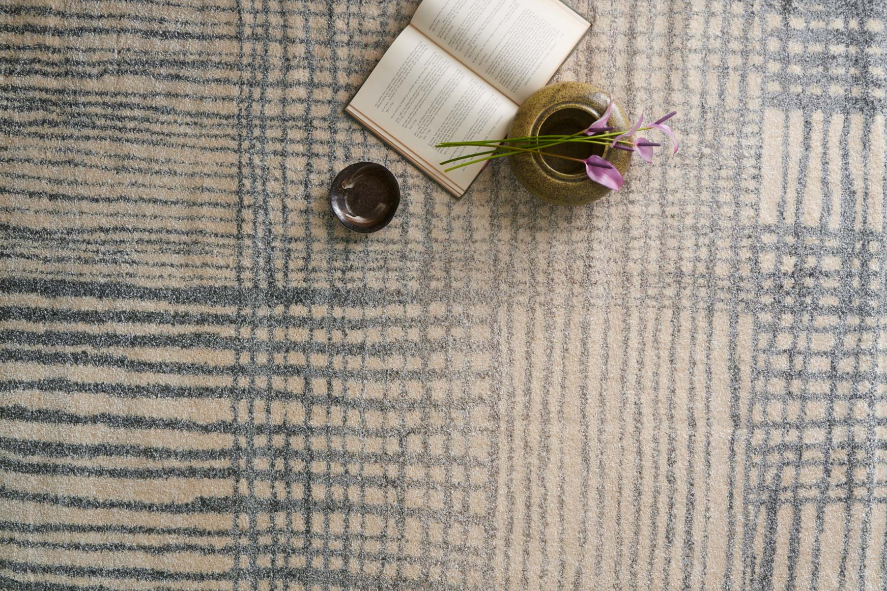 Loloi Emory Collection - Transitional Power Loomed Rug in Ivory & Grey (EB-05)