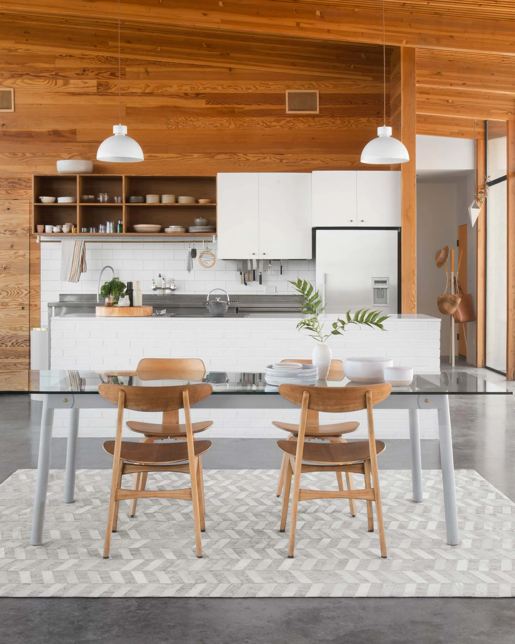 Loloi Dorado Collection - Contemporary Hand Stitched Rug in Grey & Ivory (DB-01)