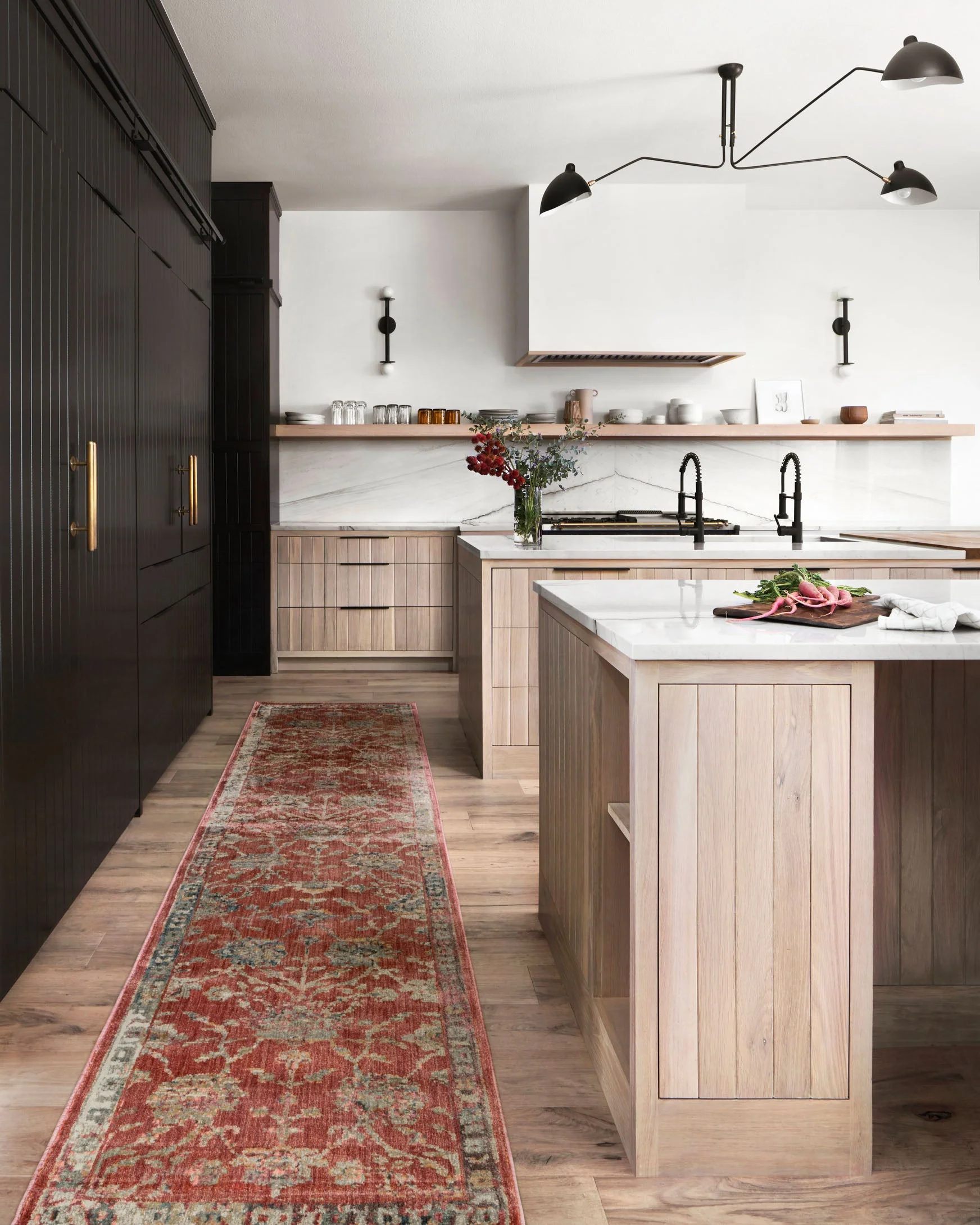 Loloi Giada Collection - Traditional Power Loomed Rug in Red (GIA-05)