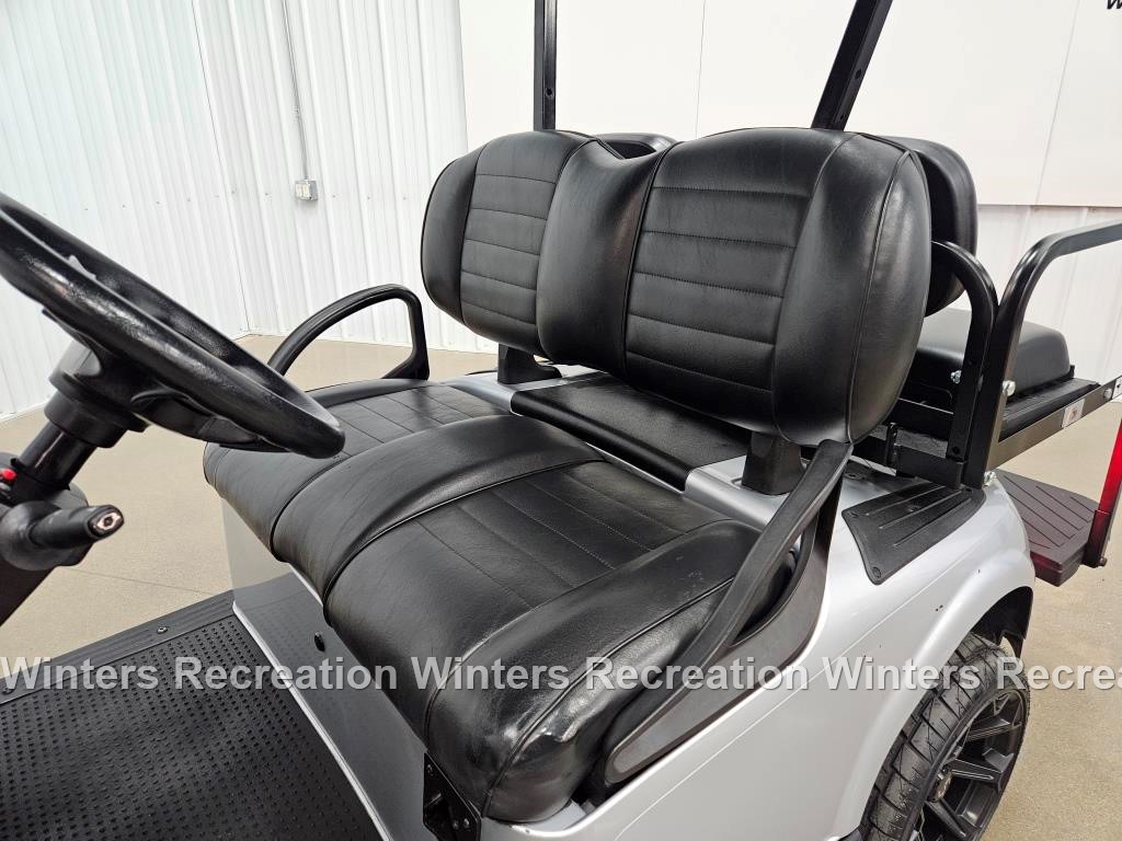 2020 E-Z-GO RXV Lithium Ion STREET READY Golf Cart, Silver
