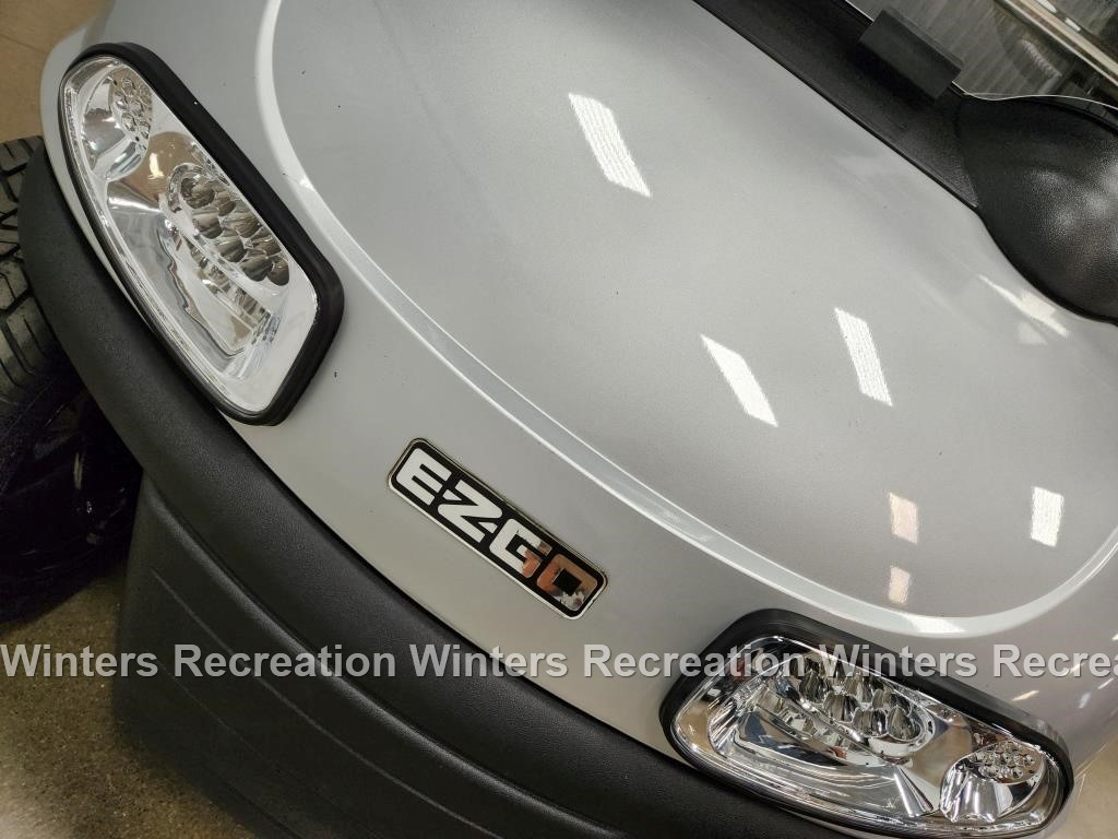 2021 E-Z-GO RXV Lithium Ion STREET READY Golf Cart, Silver