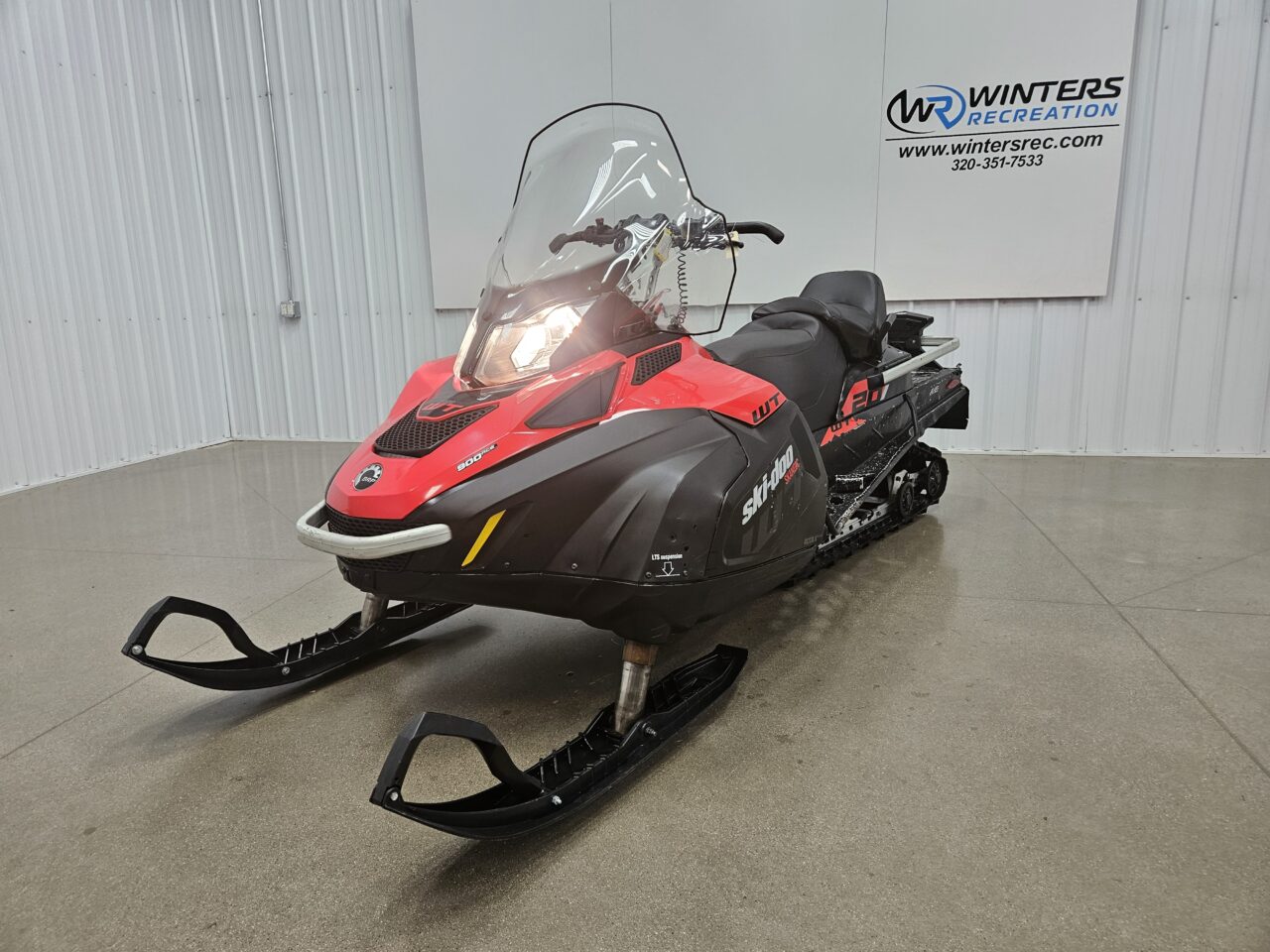 2018 Ski-Doo Skandic WT 900 Ace Snowmobile, Red & Black
