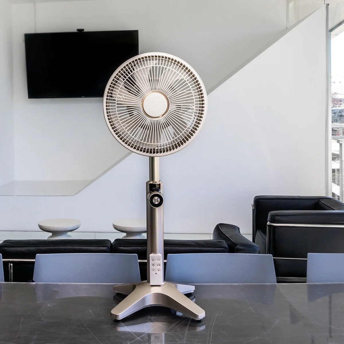 Objecto FLOW F3 Pedestal Fan