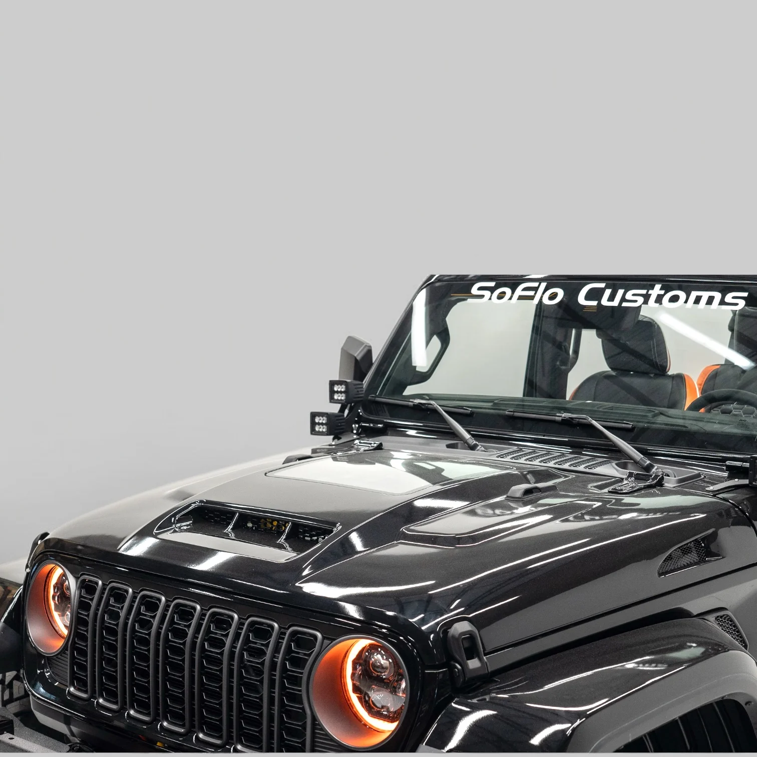 Jeep Gladiator SoFlo Custom Hood with Glass Insert 2020-2025