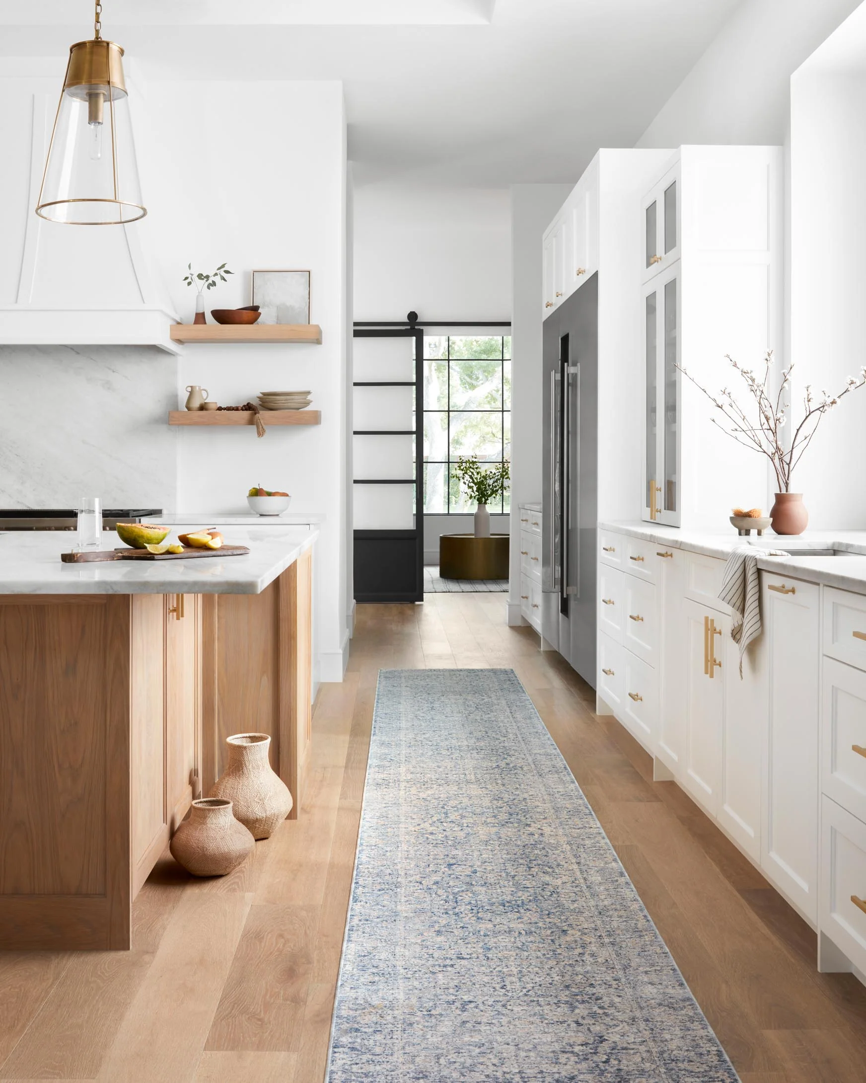 Loloi Pandora Collection - Traditional Power Loomed Rug in Blue & Gold (PAN-01)