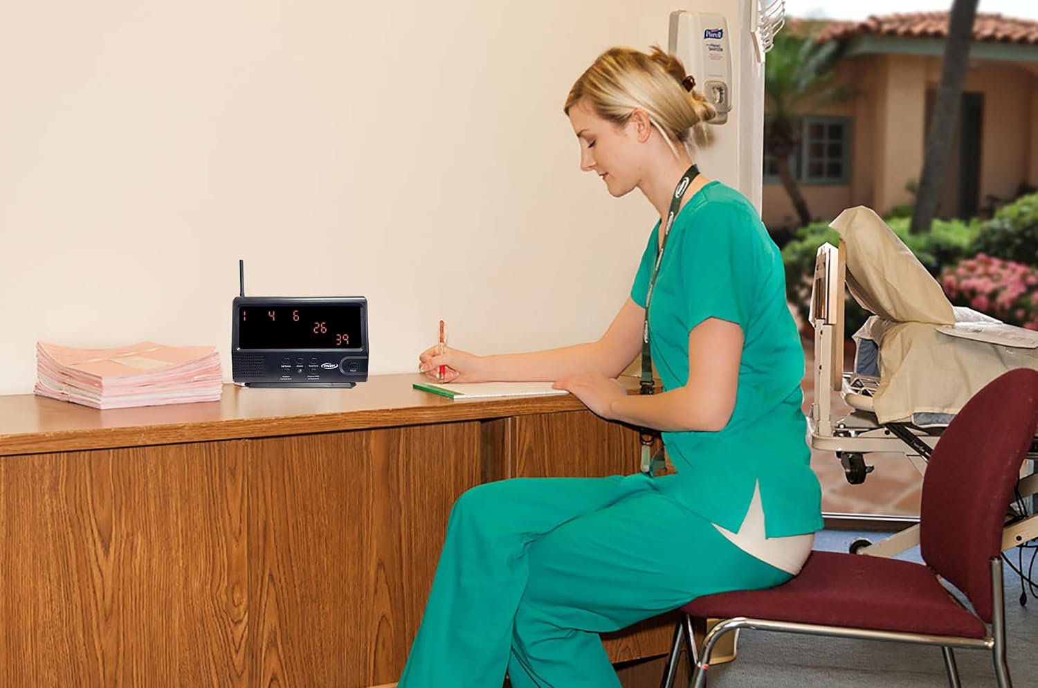 Smart Caregiver Central Monitoring Unit - Wireless Alert System for Elderly Care, Supports up to 40 Sensors, 300-ft Range, Ideal for Assisted Living & Home Use (Model 433-CMU)