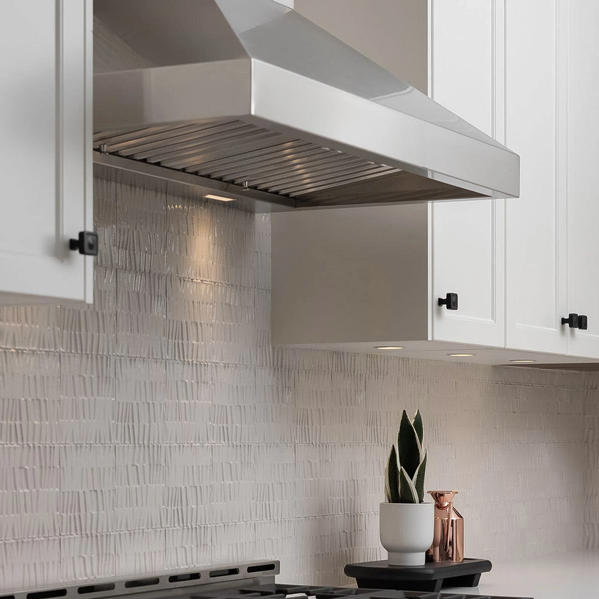 Victory Twister 30-Inch 750 CFM Wall Mount Range Hood in Stainless Steel (Twister-30)