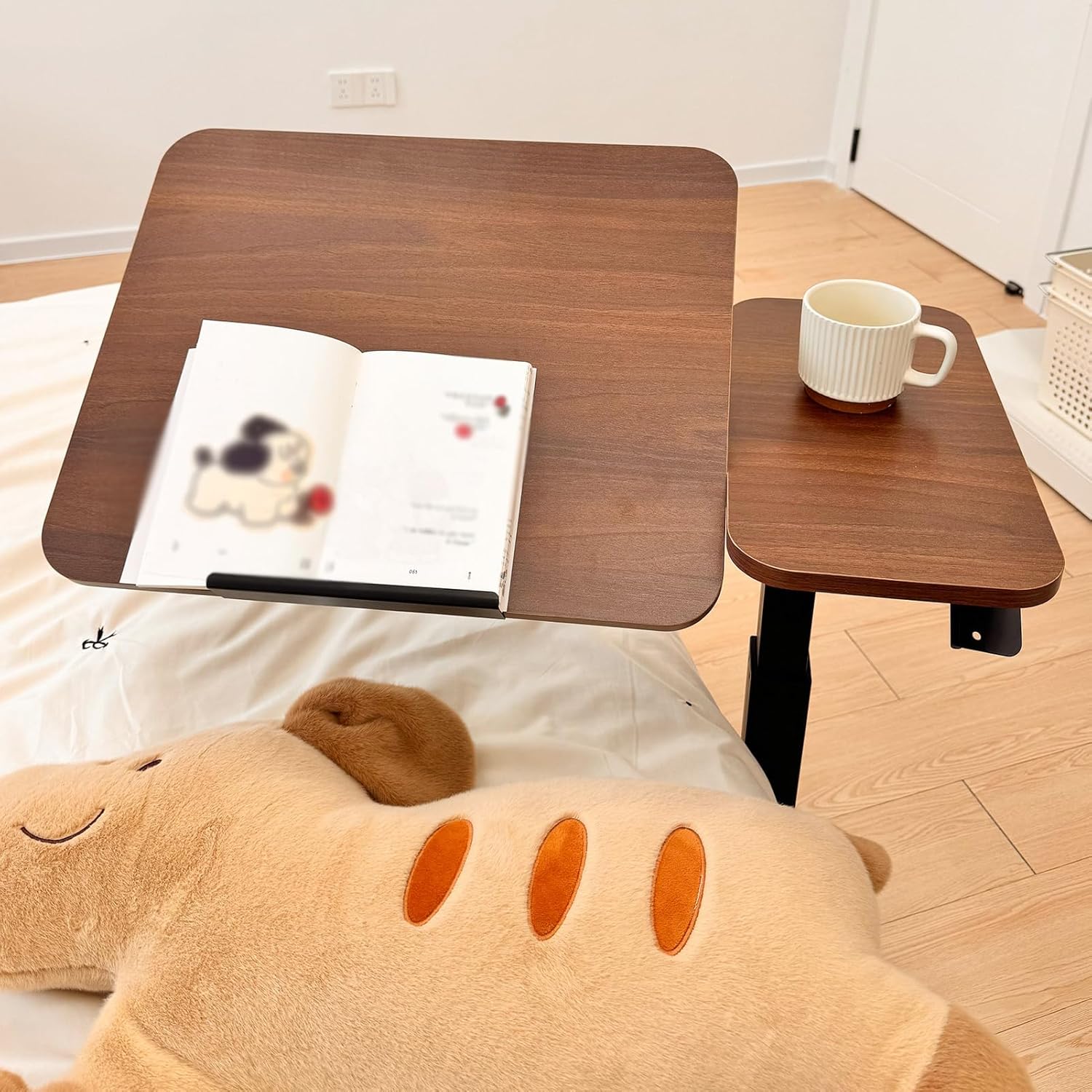 ELQ Solid Wood Overbed Bedside Table with Wheels, Adjustable Tilt Hospital Bed Table with Hidden Casters, Pneumatic Lifting, for Bedroom, Hospital, Couch, Office