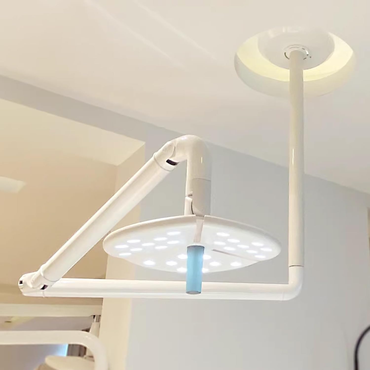 Ceiling Medical Examination Lamp, 50W Examination Lamp, 360° Rotation with Three Petal Lamp Head, Brightness Can Be Adjusted in Three Levels