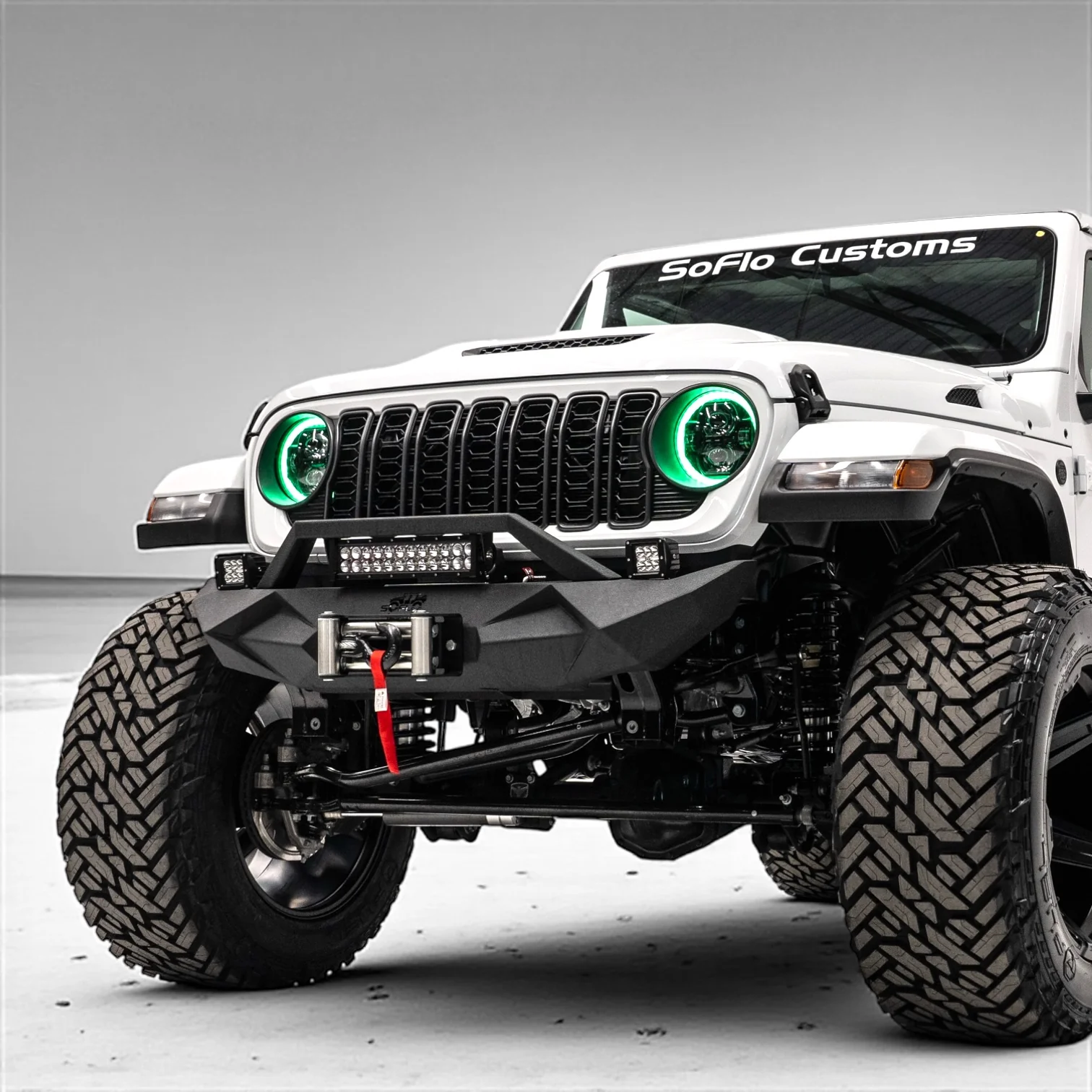 Jeep Gladiator Front Bumper Stubby 2020-2026 with Cube Lights and Light Bar