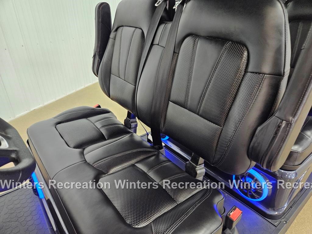 2025 Evolution D5 Ranger Plus Lithium Ion Golf Cart, Arctic Grey