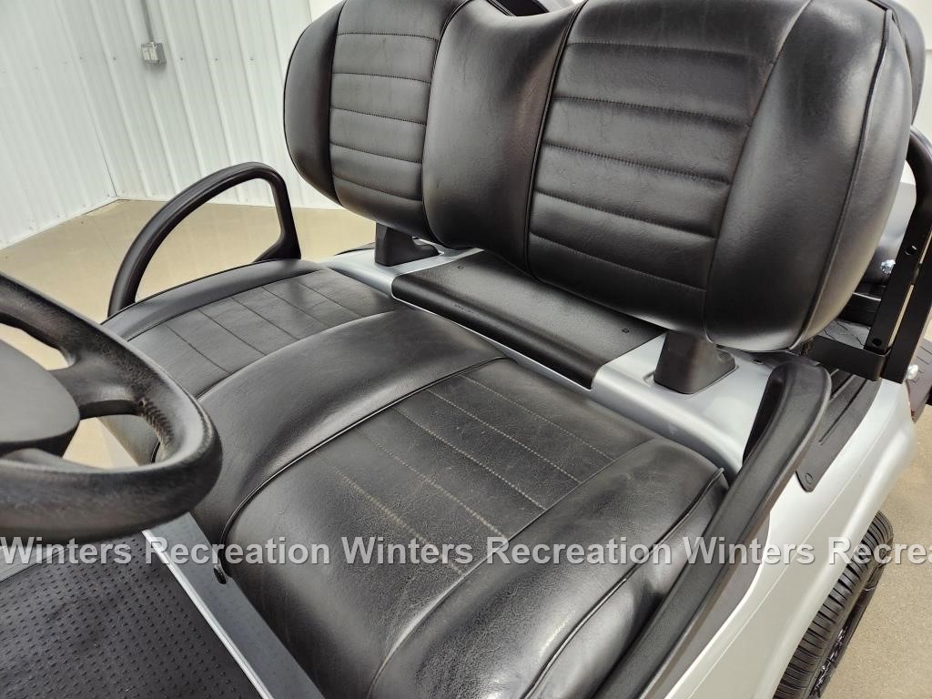 2021 E-Z-GO RXV Lithium Ion STREET READY Golf Cart, Silver