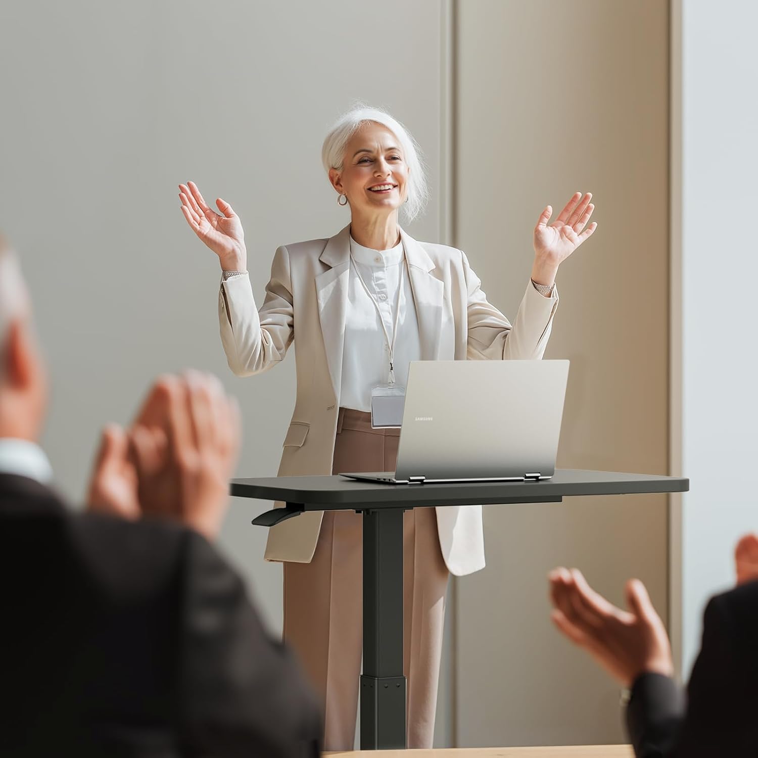 COMHOMA Adjustable Overbed Bedside Table with Wheels, Pneumatic Mobile Rolling Laptop Desk, Height Adjustable Standing Desk Bed Table for Hospital and Home Use (32