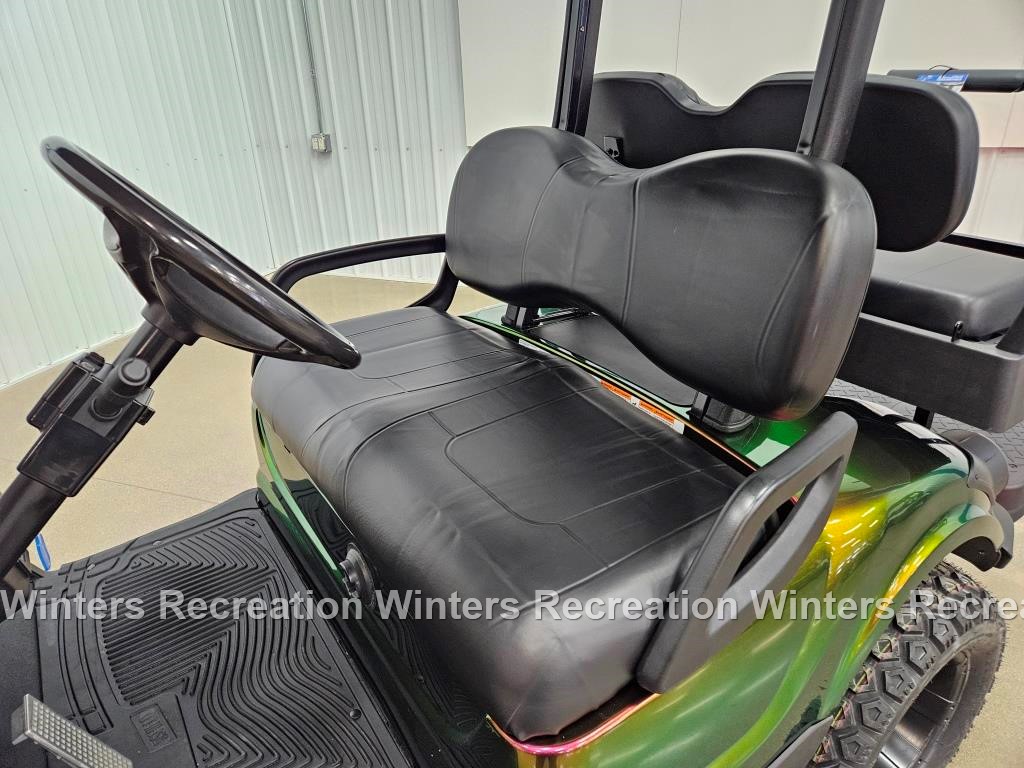 2016 Yamaha Drive Electric WET SOUNDS DELUXE STREET READY Golf Cart, Annodized Chameleon