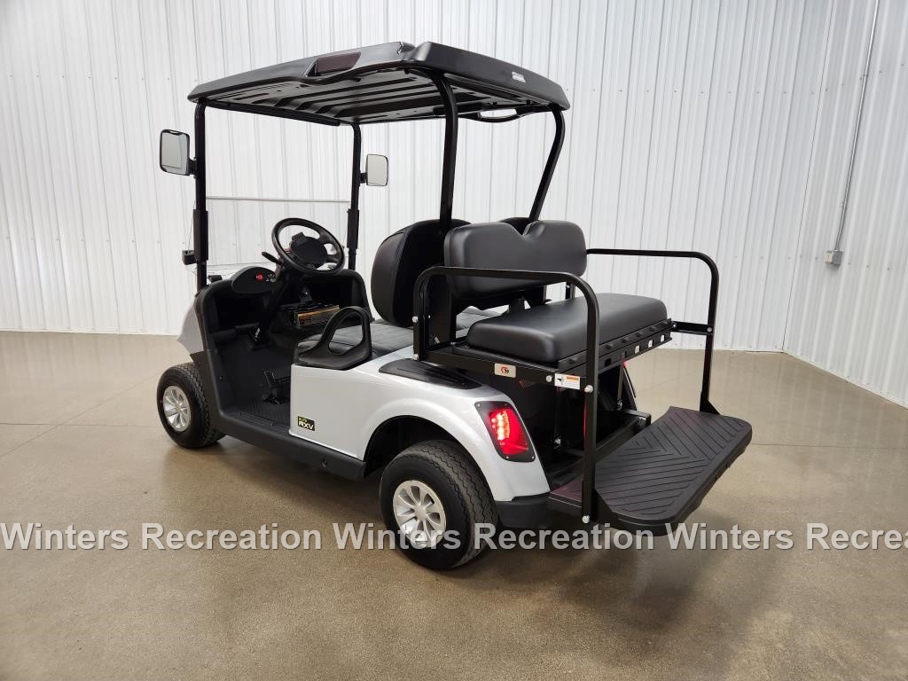 2021 E-Z-GO RXV Lithium Ion STREET READY Golf Cart, Silver