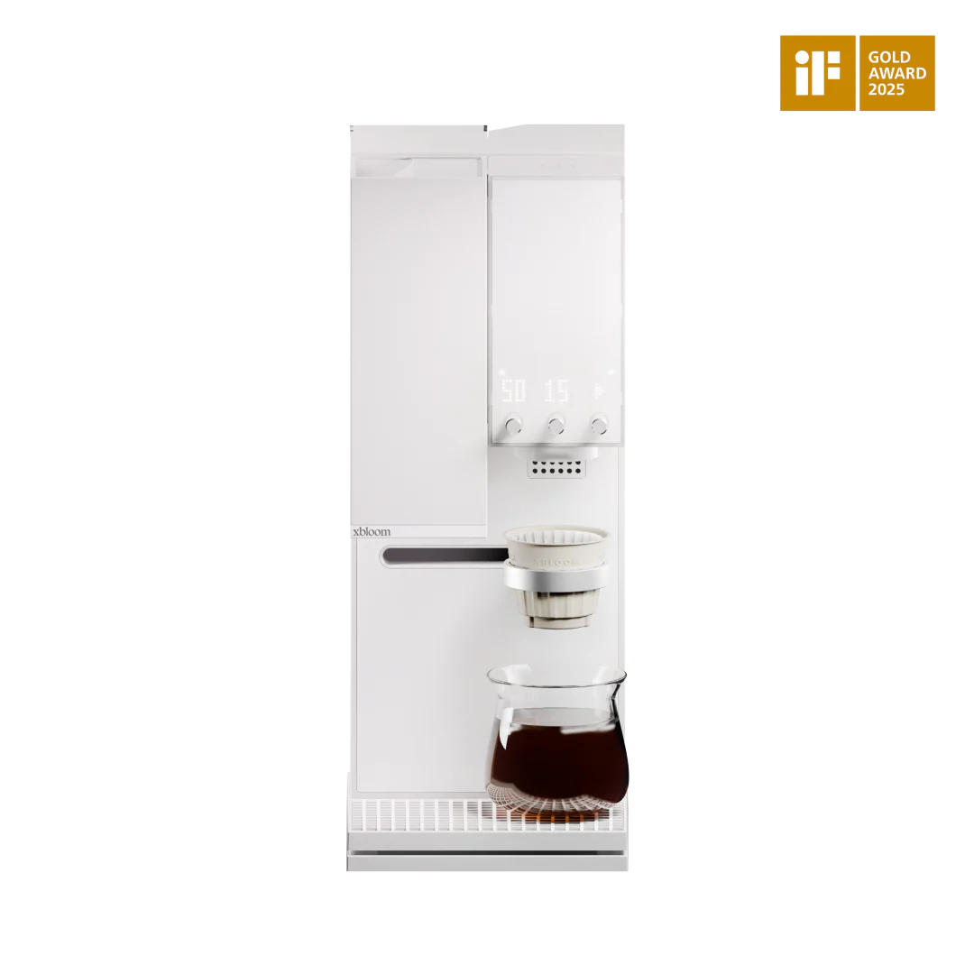 xBloom Studio Smart Automatic Pour Over Coffee Maker with All-in-one System with Integrated Grinder, Brewer, and Scale.